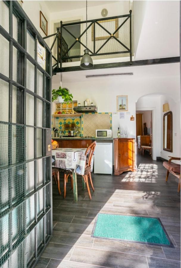 Ave Cesare Apartment Rome Bagian luar foto